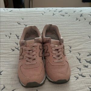 New Balance Light Pink Sneakers